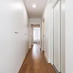 Principe Real Stylish Modern With Ac Апартаменти