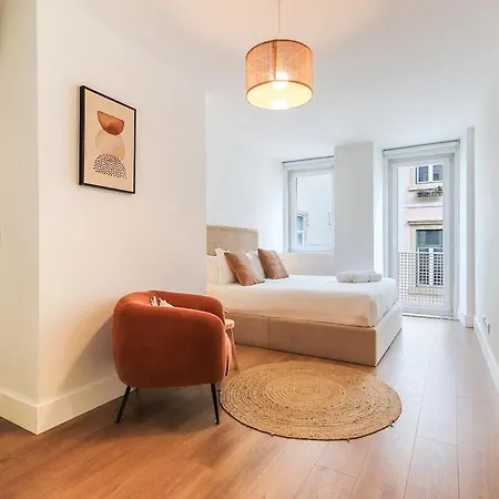 Principe Real Stylish Modern With Ac Appartamento *