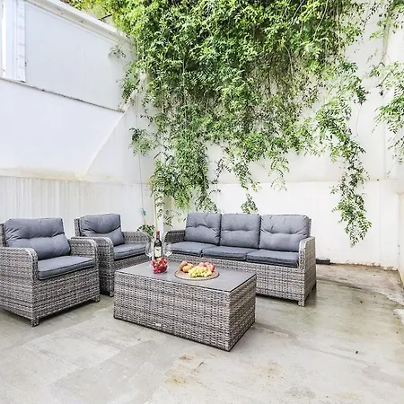 Apartment Principe Real Stylish Modern With Ac