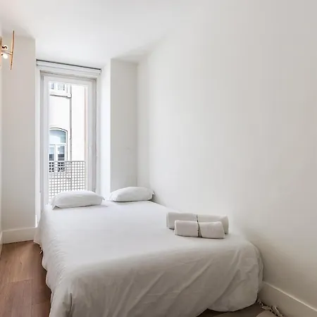 Principe Real Stylish Modern With Ac